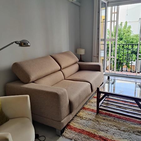 Luminoso Apartamento Exterior Con Balcon Y Patio En Centro Historico Feria-Alameda Siviglia Esterno foto